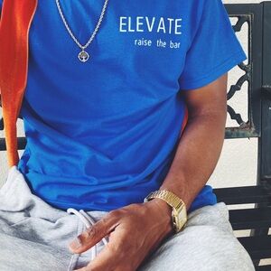 Elevate T-shirt (L-XL )